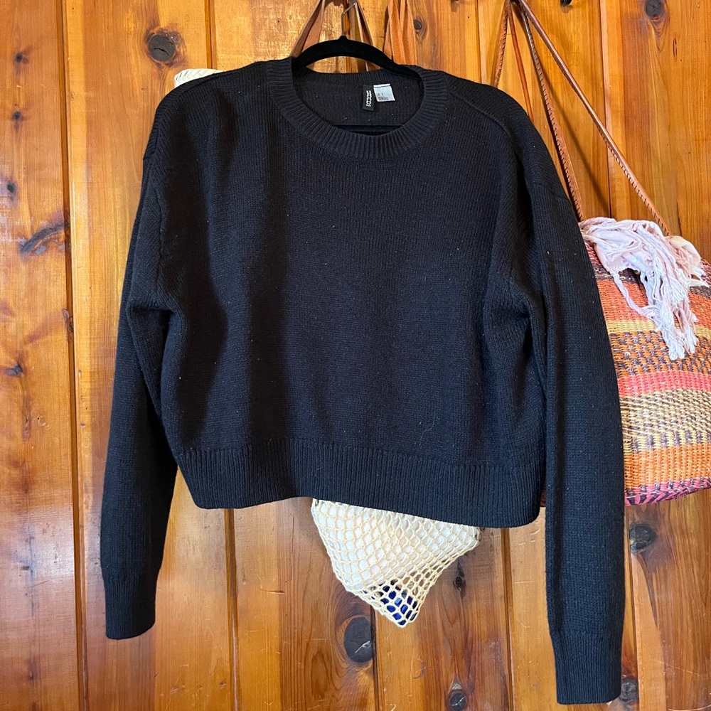 H&M black sweater